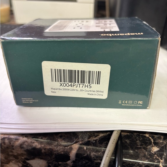 Mapambo Voltage Converter Adapter - Picture 4 of 5